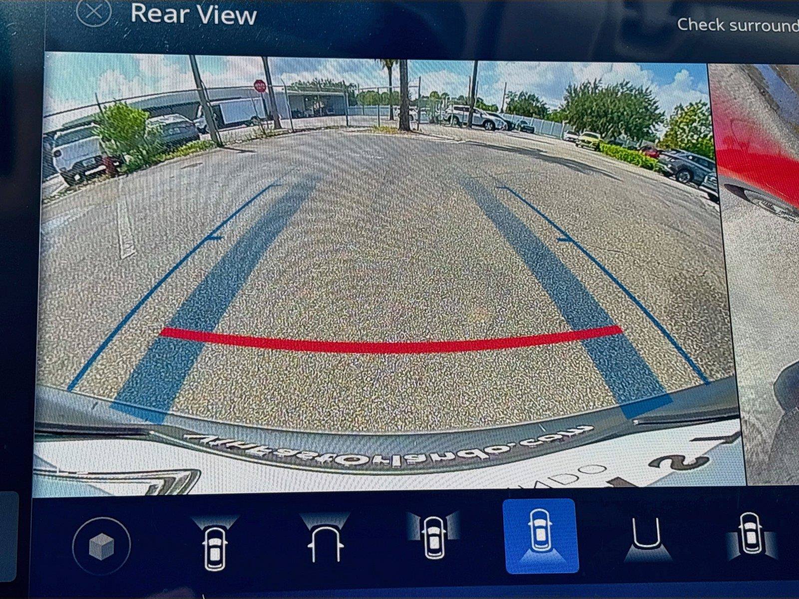 New 2027 VinFast VF 8 Eco AWD/4WD image 13