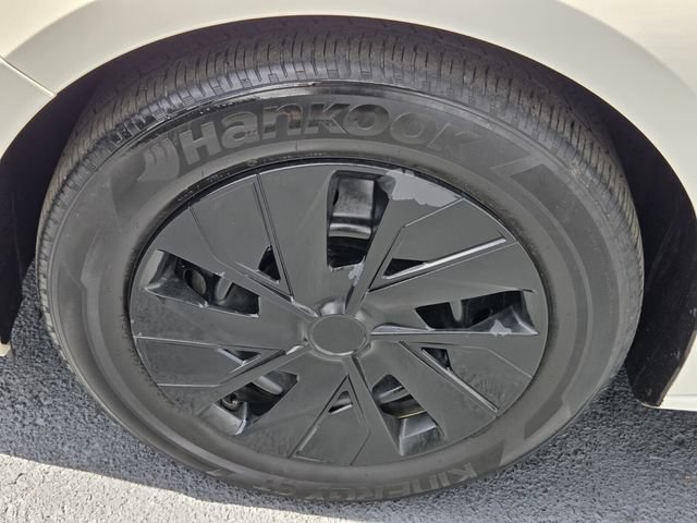 Used 2024 Nissan Altima 2.5 S FWD image 16