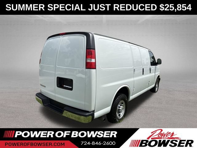 Used 2022 Chevrolet Express 2500 w/ Driver Convenience Package RWD image 5