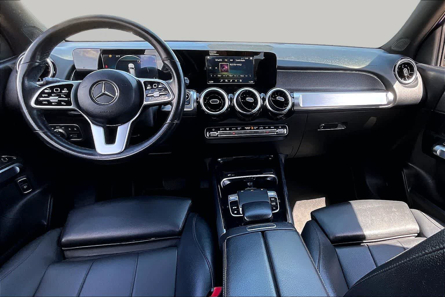 Used 2020 Mercedes-Benz GLB 250 4MATIC image 13