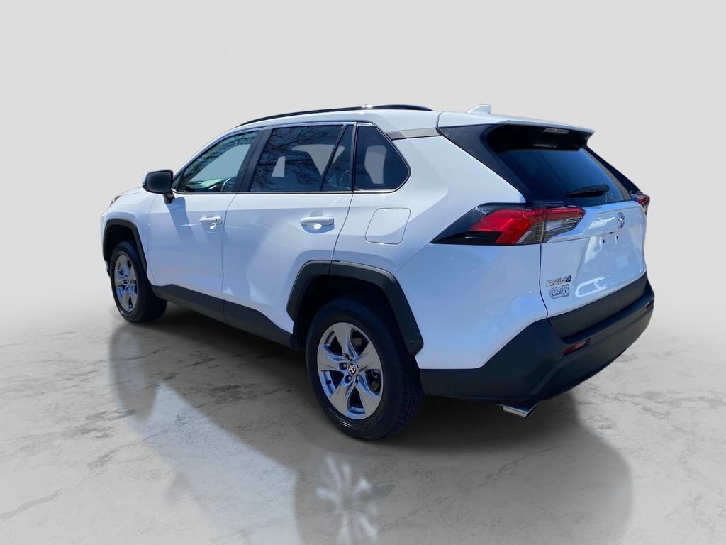 Used 2024 Toyota RAV4 XLE w/ Convenience Package image 3