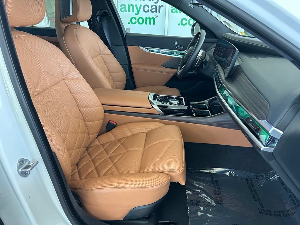 Used 2026 BMW 740i xDrive AWD/4WD image 23