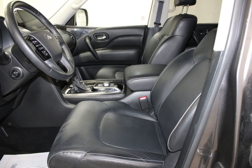 Used 2024 INFINITI QX80 Luxe image 16