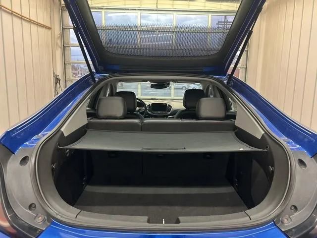 Used 2018 Chevrolet Volt Premier w/ Driver Confidence II Package FWD image 12