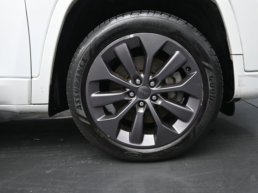 Used 2020 Jeep Cherokee High Altitude image 10