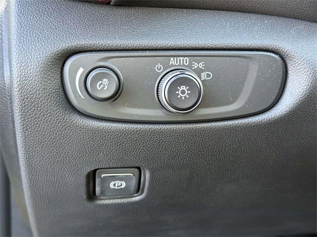 Certified 2022 Chevrolet Blazer RS w/ Enhanced Convenience Package image 24