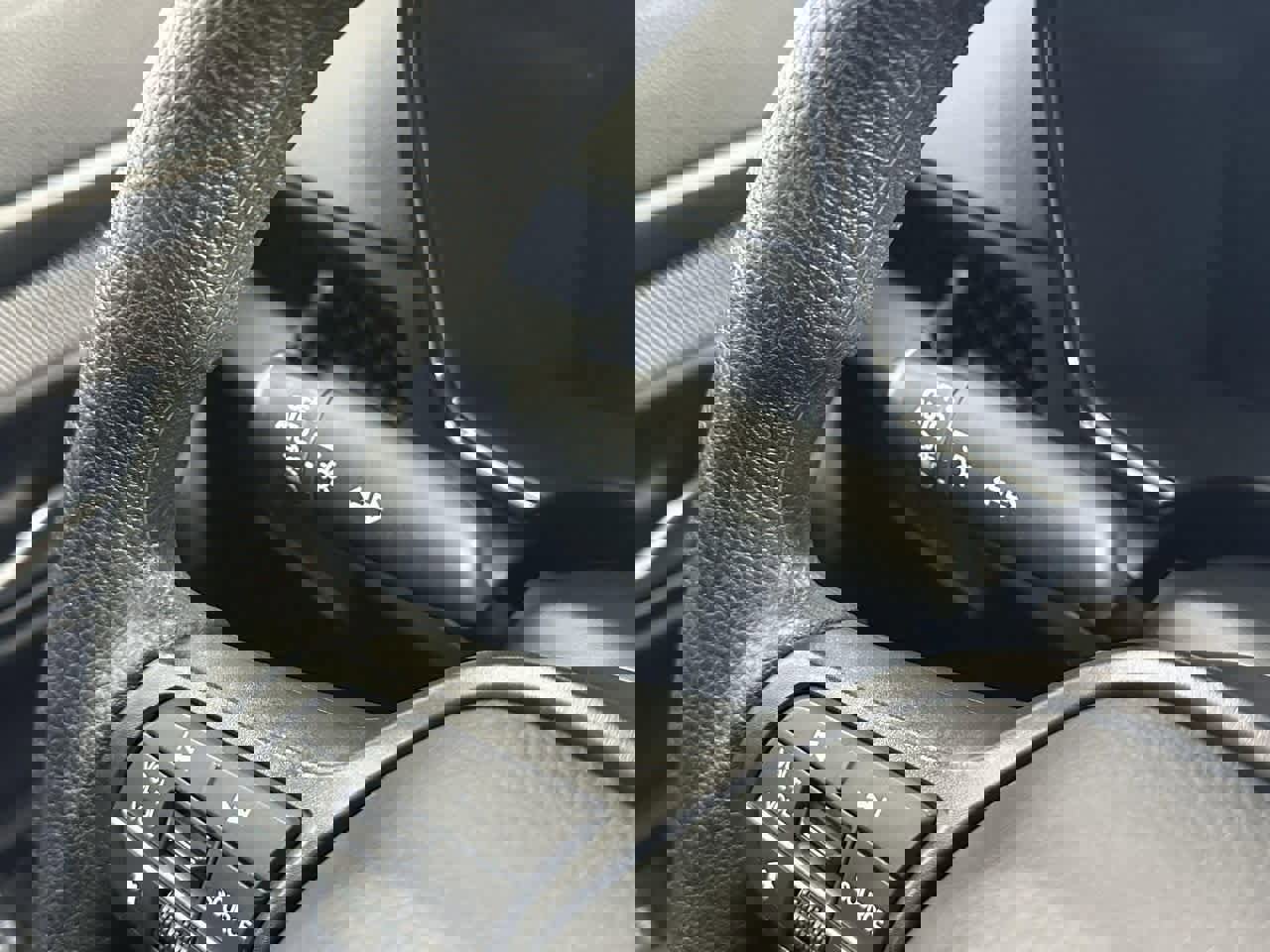 Used 2024 Honda CR-V EX image 15