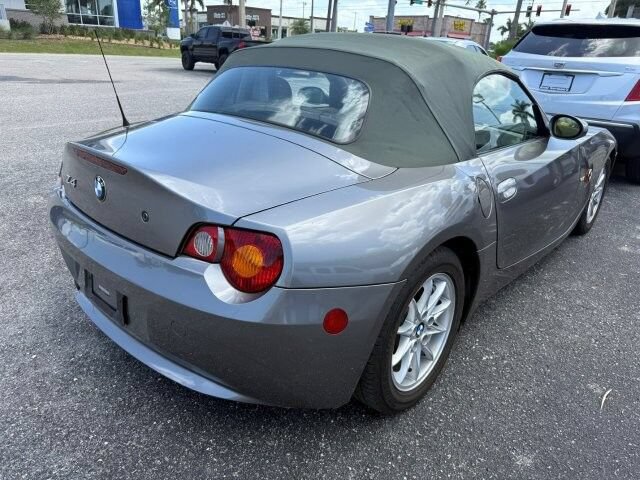 Used 2004 BMW Z4 2.5i RWD image 5