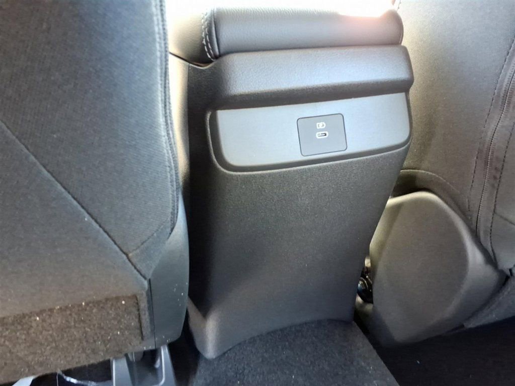 New 2026 Nissan Sentra SV image 29
