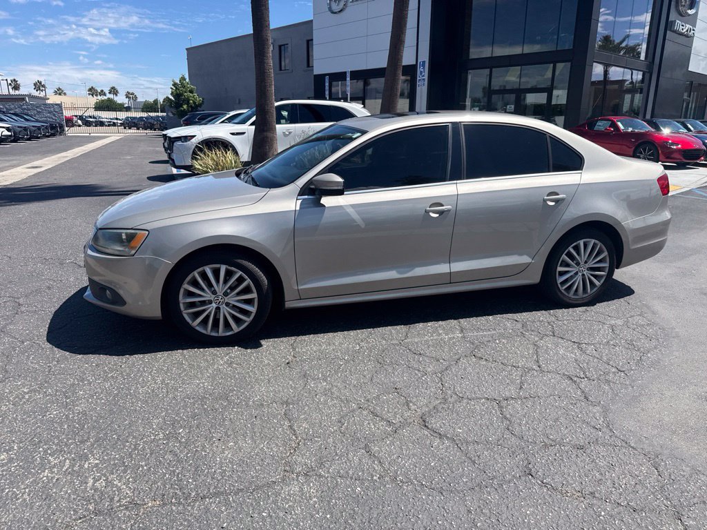 Used 2013 Volkswagen Jetta SEL FWD image 6