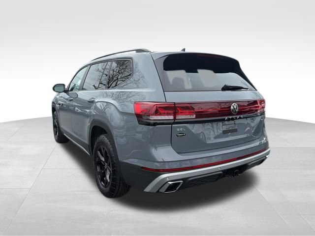 Certified 2024 Volkswagen Atlas Peak Edition SEL image 6