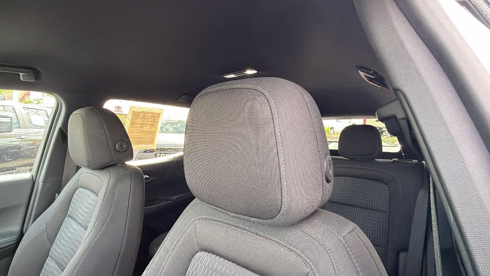 Used 2025 Chevrolet Equinox LT image 11