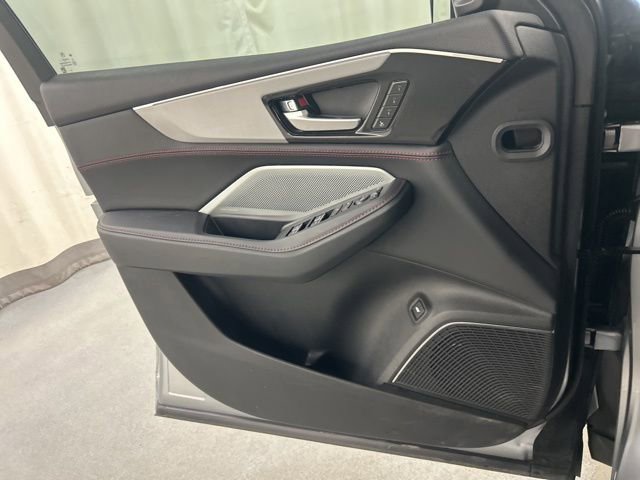 Used 2025 Acura MDX A-Spec image 25