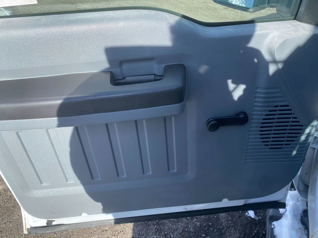 Used 2012 Ford F250 XL image 11