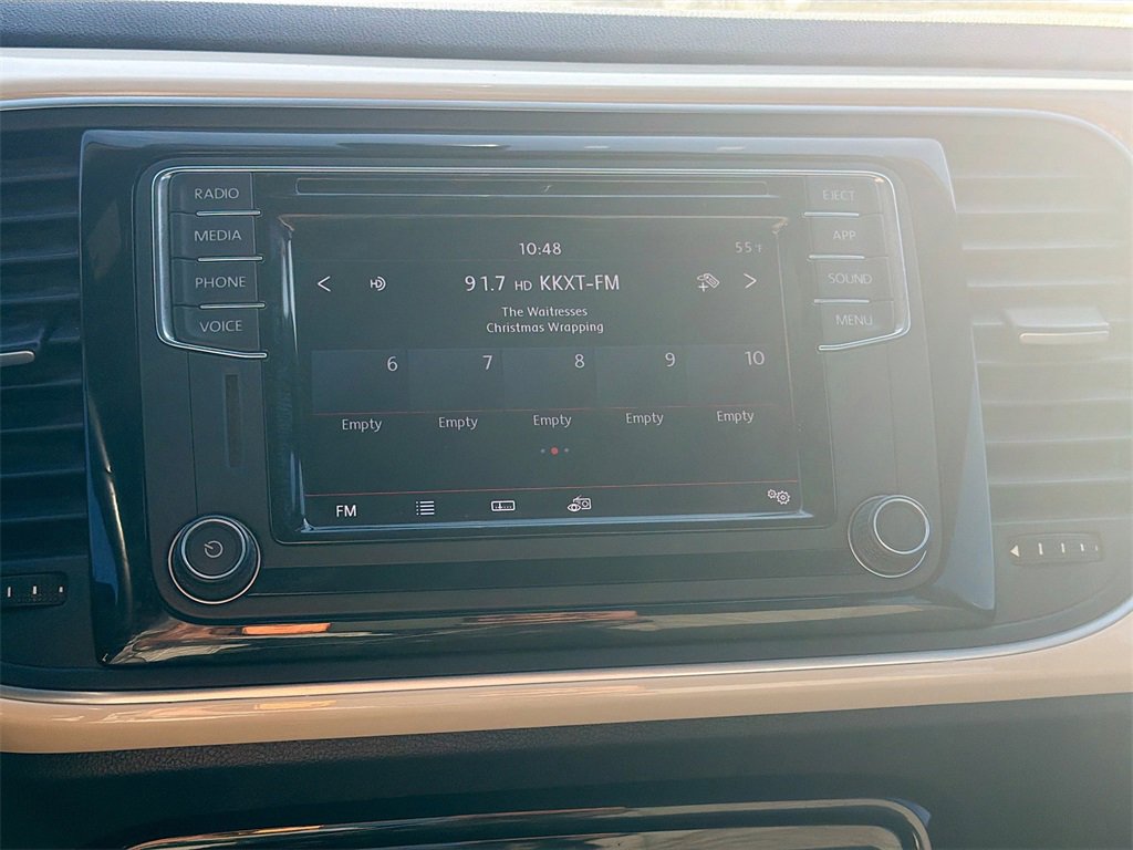 Used 2019 Volkswagen Beetle 2.0T SE image 14