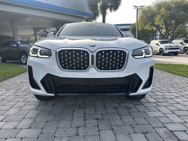 Used 2022 BMW X4 xDrive30i w/ M Sport Package AWD/4WD image 20