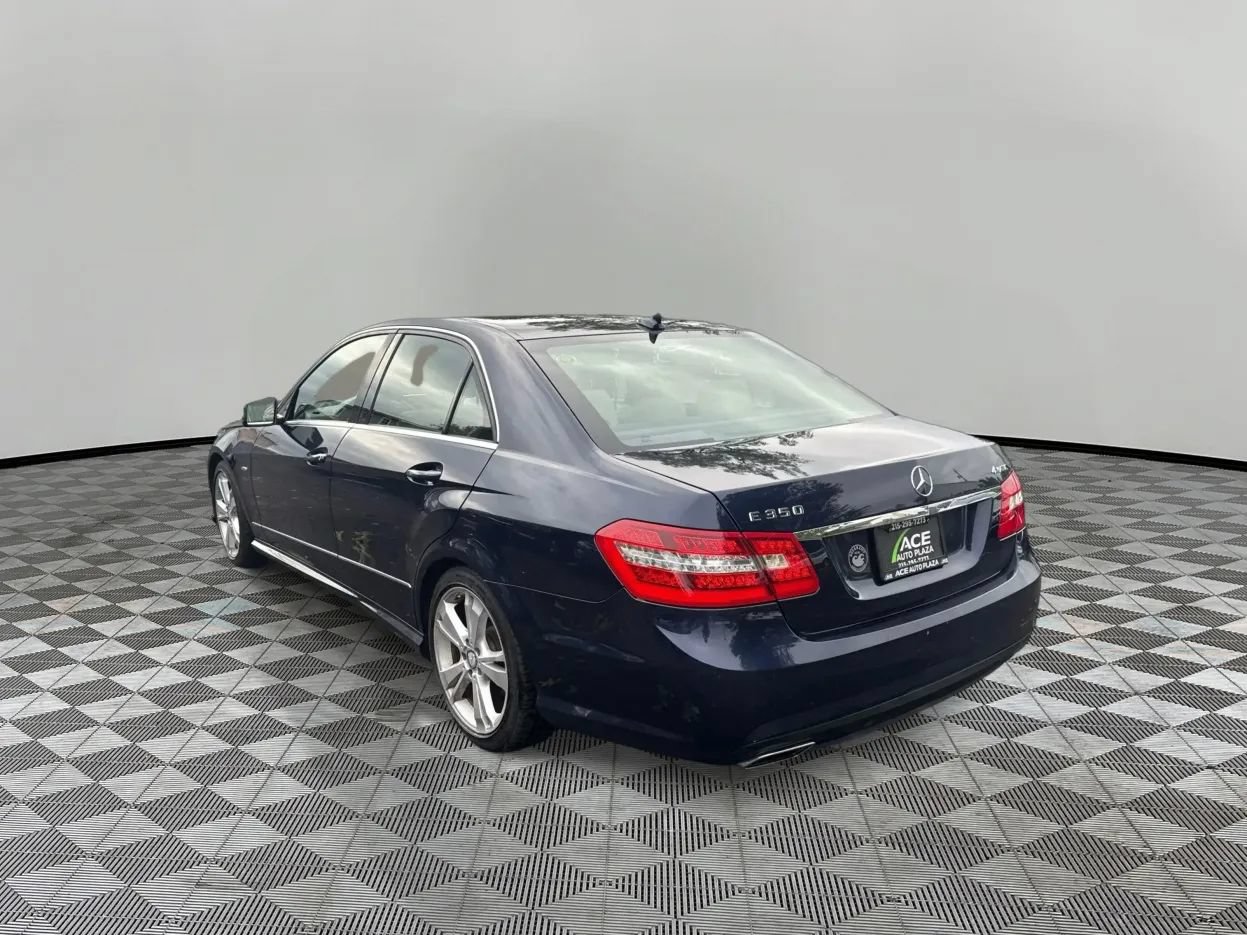 Used 2012 Mercedes-Benz E 350 4MATIC Sedan image 7