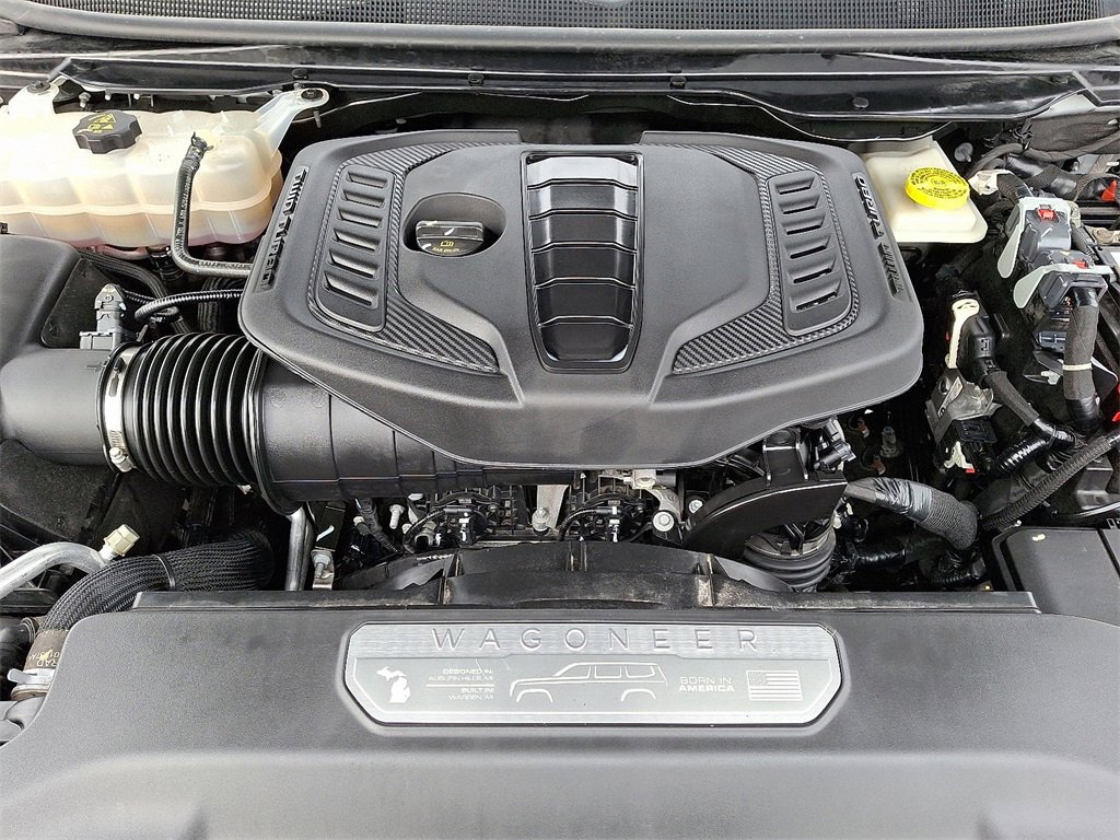Used 2023 Jeep Wagoneer Series III w/ Preferred Equipment Group image 30