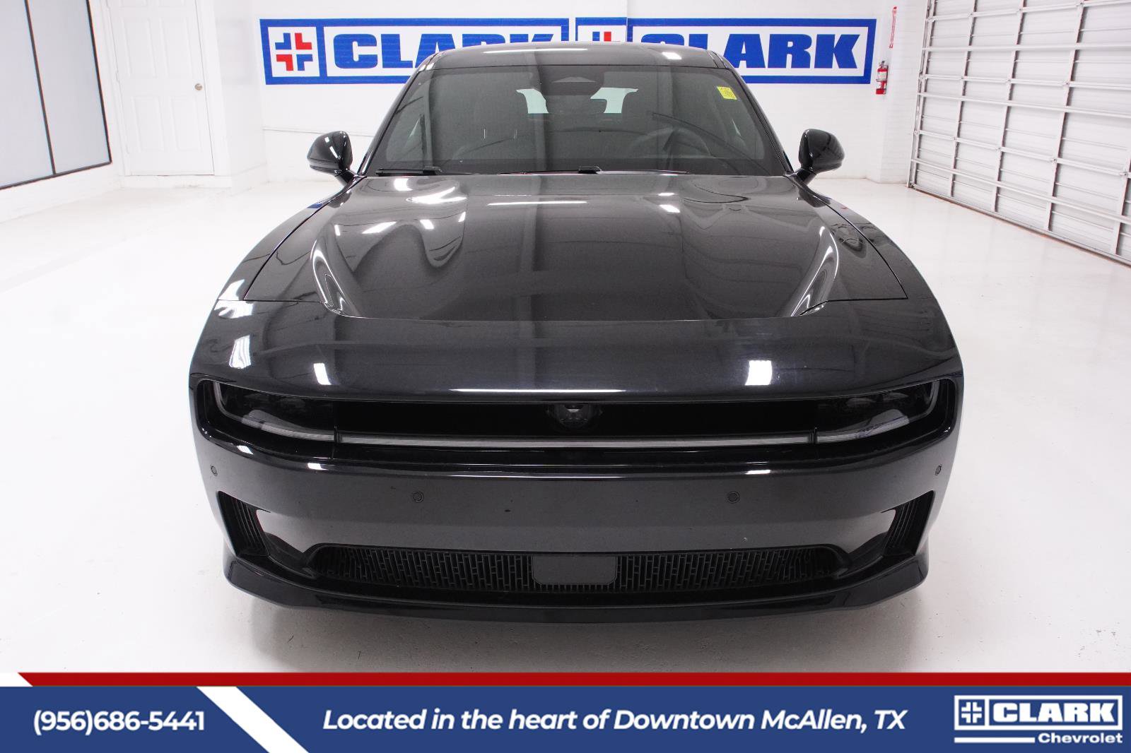 Used 2024 Dodge Charger R/T w/ Plus Group image 2