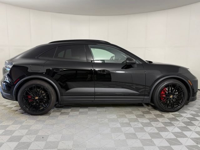 Used 2025 Porsche Macan 4S Electric AWD/4WD image 10
