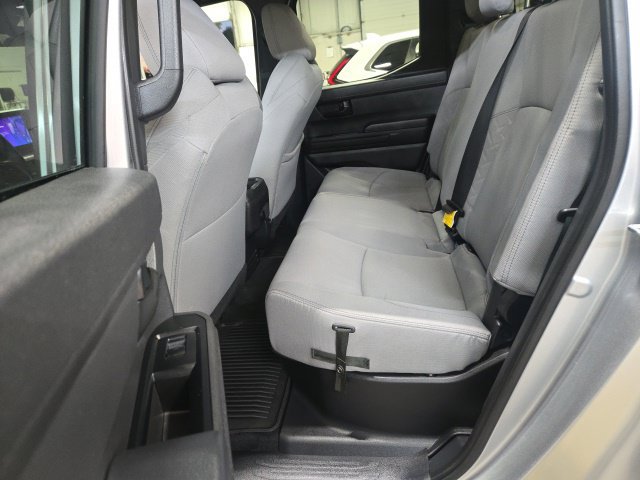 Used 2025 Toyota Tacoma SR5 AWD/4WD image 18