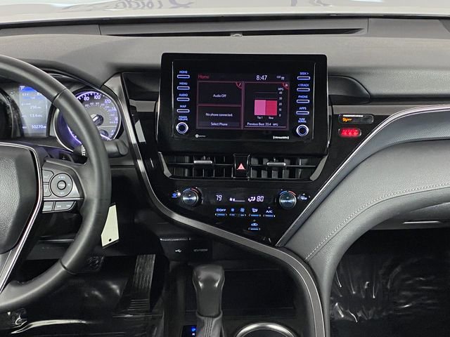 Used 2024 Toyota Camry SE FWD image 13