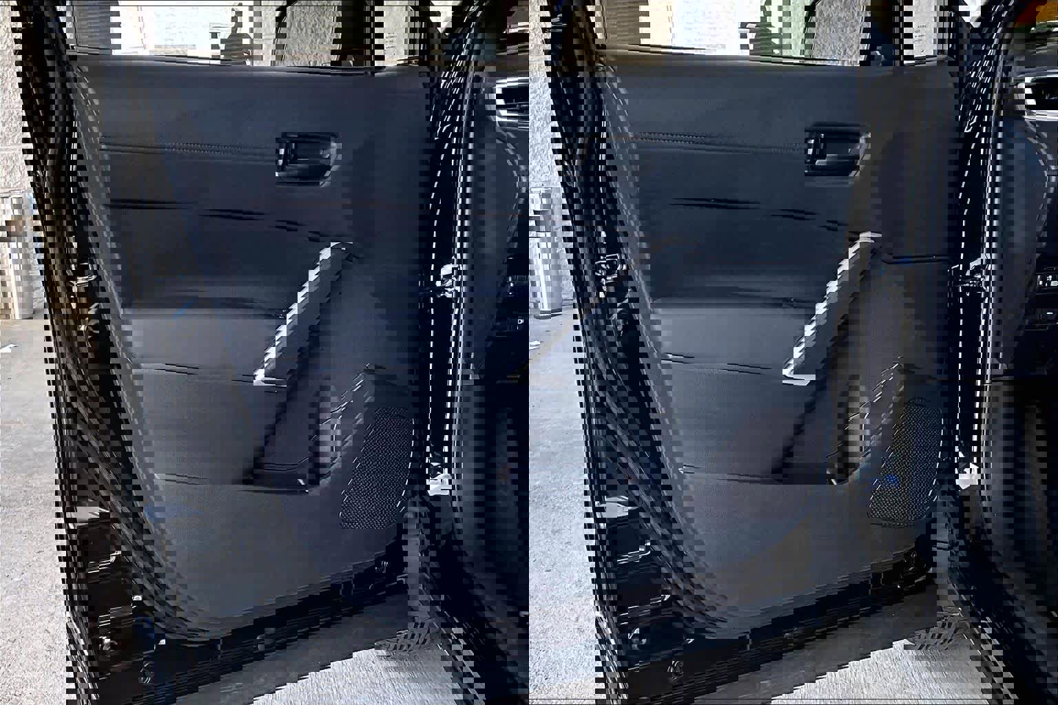 Used 2024 Toyota Corolla Cross SE image 20