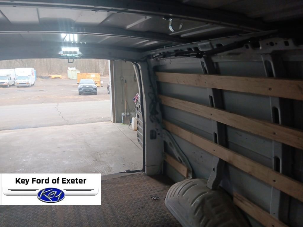 Used 2021 Chevrolet Express 2500 Work Van w/ Driver Convenience Package image 12
