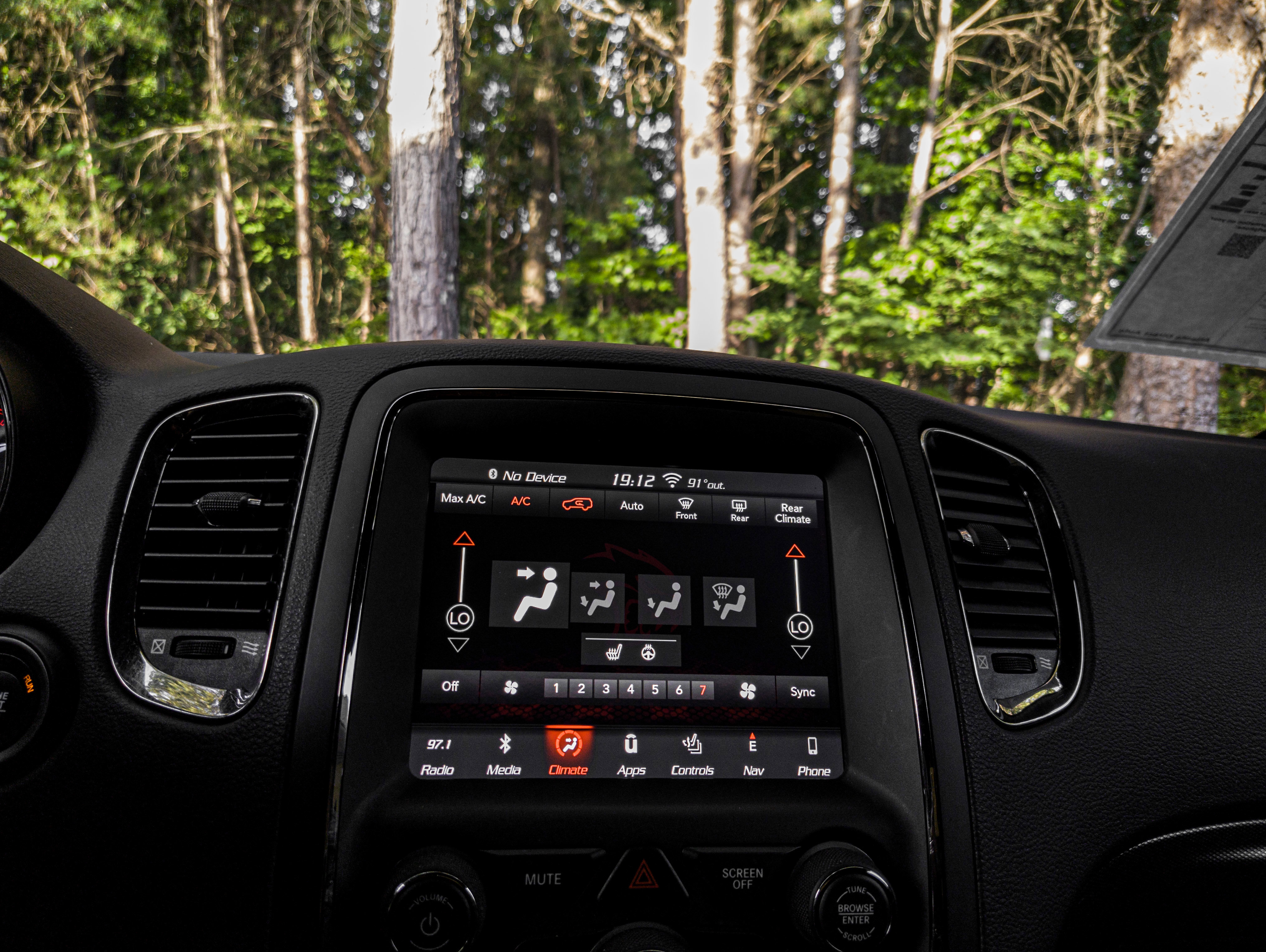 Used 2019 Dodge Durango R/T image 64