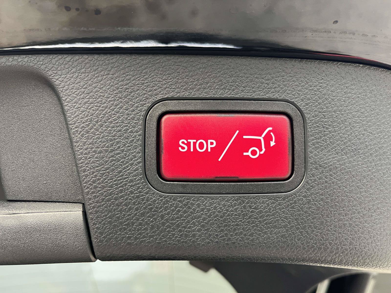 Used 2019 Mercedes-Benz GLA 250 4MATIC image 11