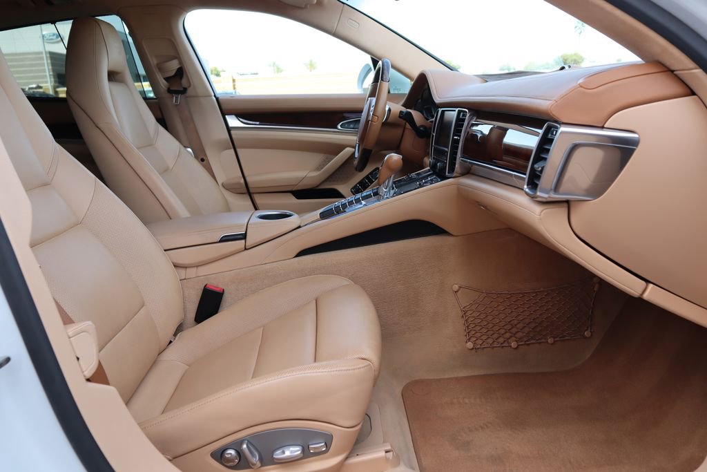 Used 2014 Porsche Panamera Turbo image 19