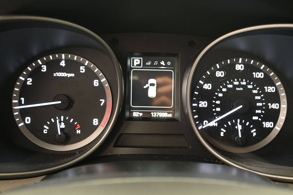 Used 2018 Hyundai Santa Fe Sport w/ 2.4L Value Package 02 FWD image 27