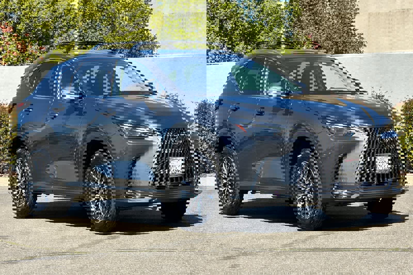 Used 2025 Lexus NX 350h AWD w/ Accessory Package (2T) image 5