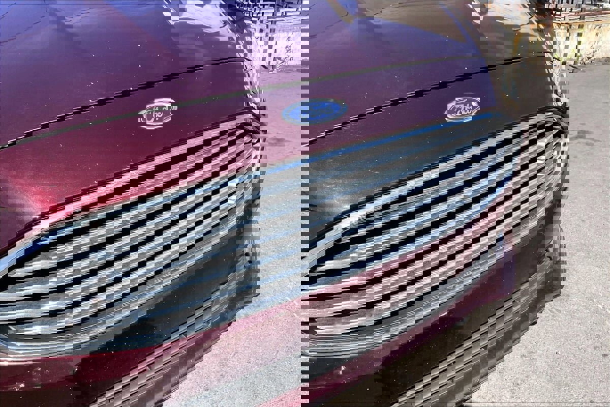 Used 2017 Ford Fusion SE w/ Equipment Group 201A image 28