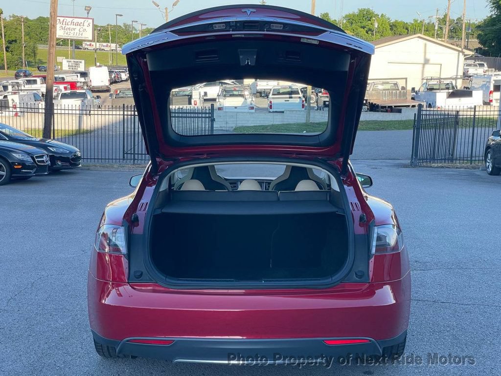 Used 2013 Tesla Model S Performance RWD image 27