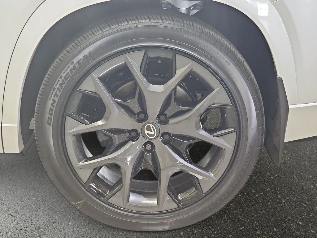 New 2026 Lexus TX 500h AWD image 34