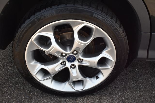 Used 2015 Ford Escape Titanium w/ Canadian Touring Package AWD/4WD image 47