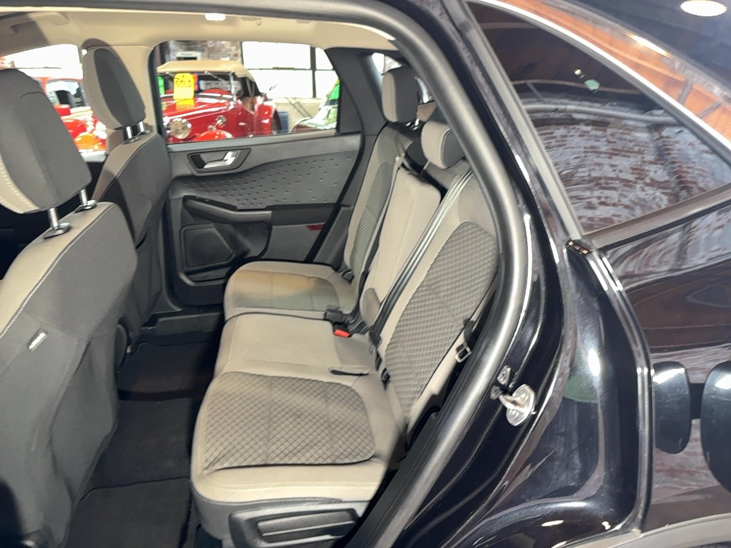 Used 2020 Ford Escape SE FWD image 58