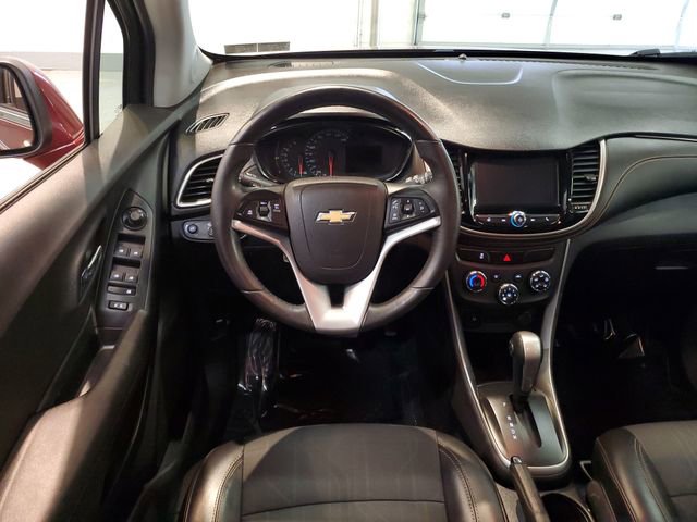 Used 2017 Chevrolet Trax LT w/ LT Convenience Package image 14