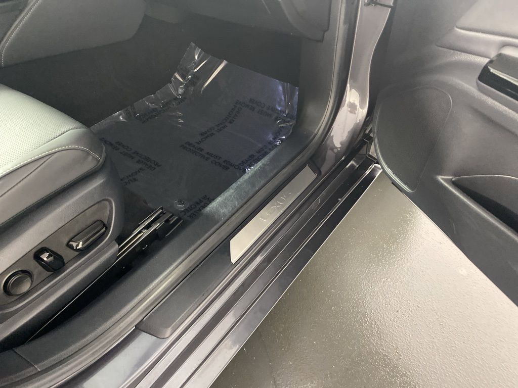 Certified 2023 Lexus ES 350 w/ Premium Package image 33