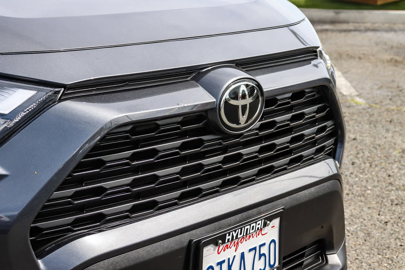 Used 2023 Toyota RAV4 XLE image 5
