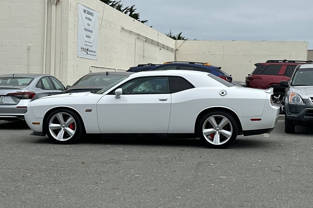 Used 2012 Dodge Challenger SRT8 w/ Premium Sound Group RWD image 6