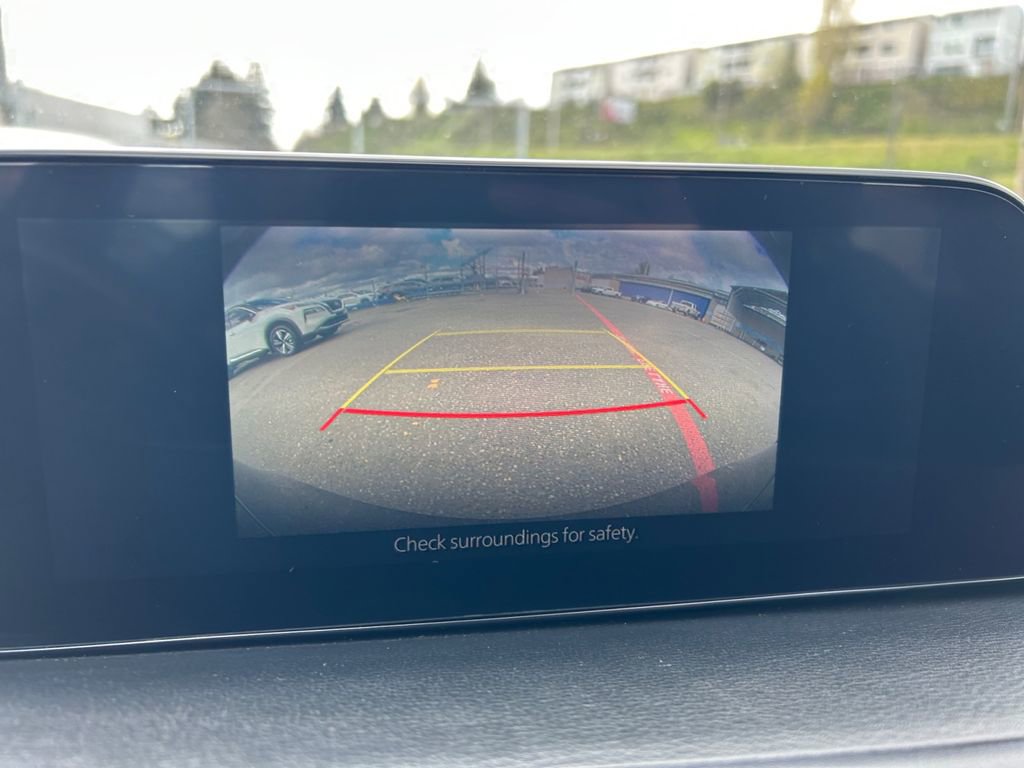 Used 2024 MAZDA MAZDA3 s FWD image 17