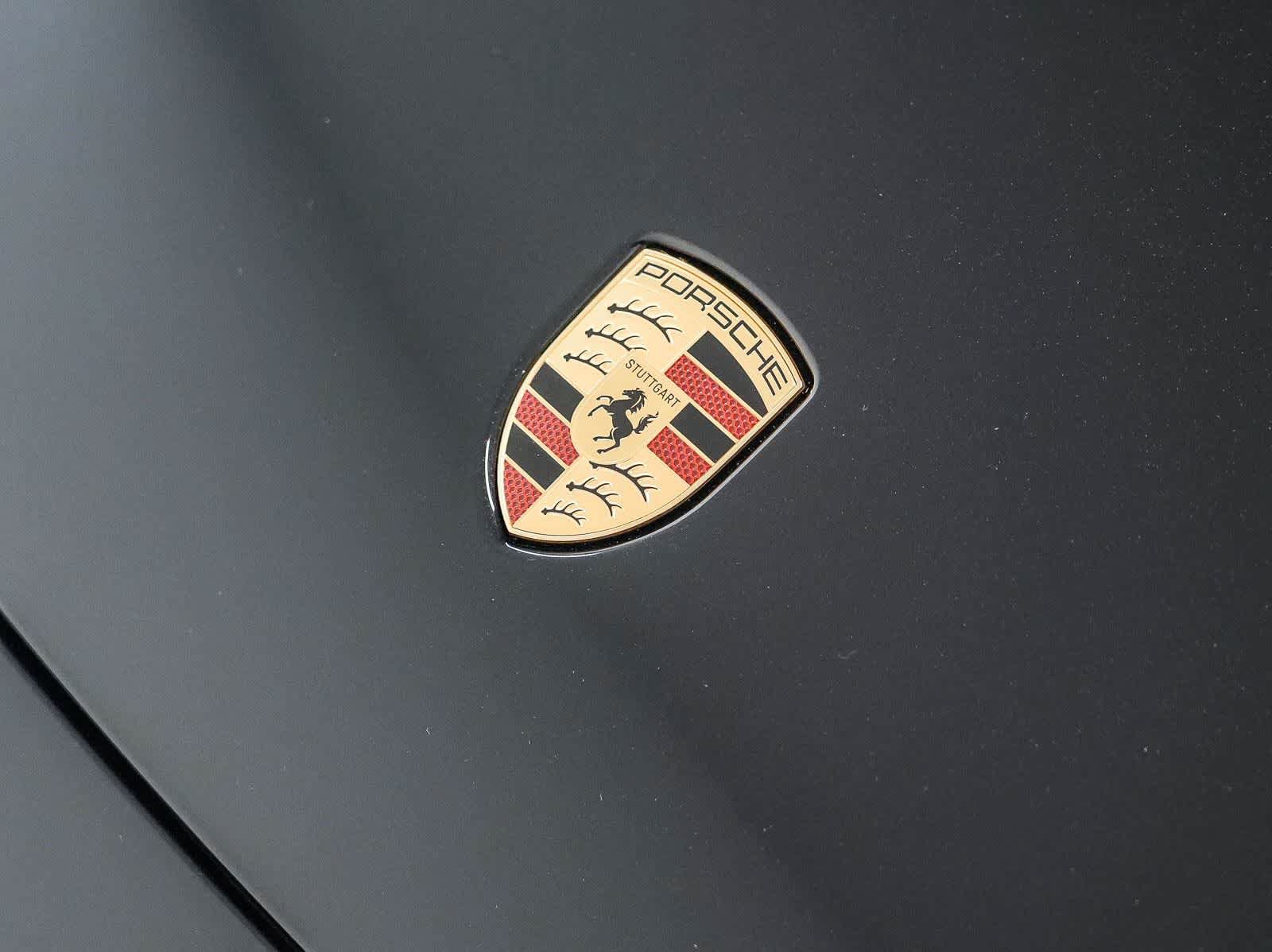 New 2026 Porsche Taycan 4S AWD/4WD image 12