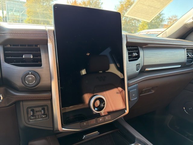 Used 2023 Ford Expedition King Ranch image 22