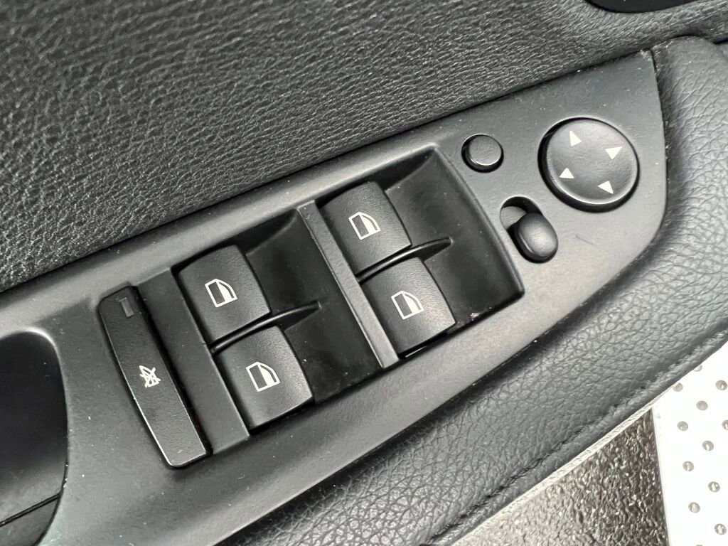 Used 2009 BMW X5 xDrive30i image 19