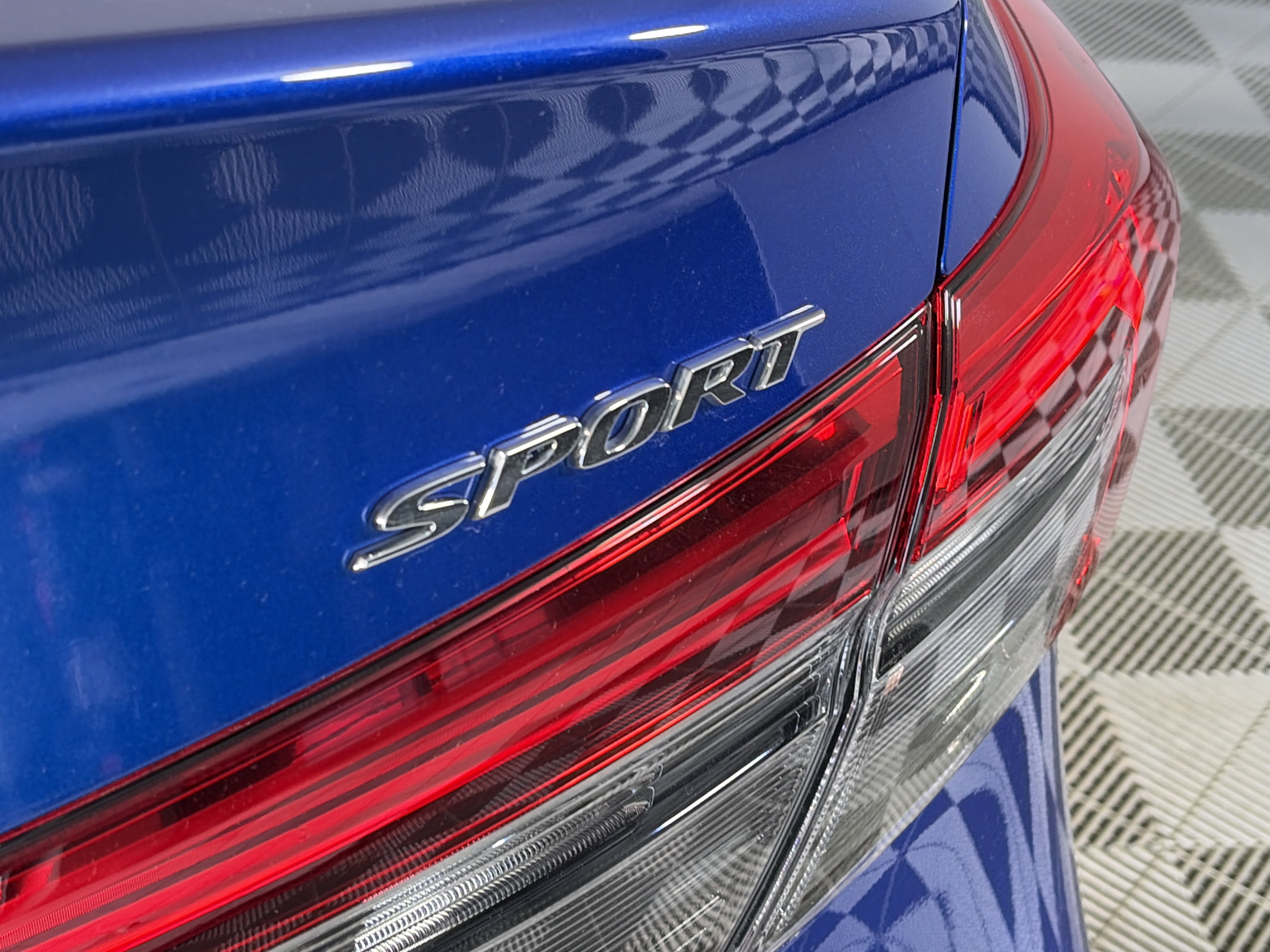 Used 2022 Honda Civic Sport image 16