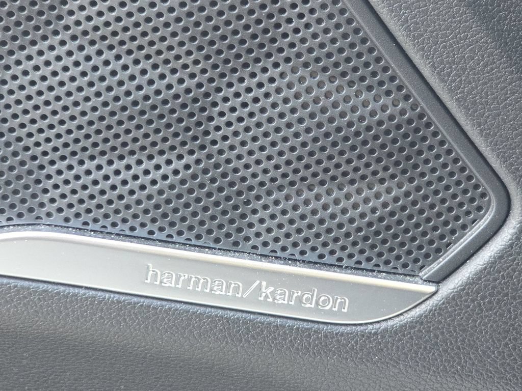 Used 2023 Hyundai Santa Fe Calligraphy AWD/4WD image 28