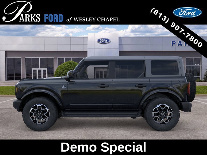 New 2026 Ford Bronco Outer Banks AWD/4WD image 3