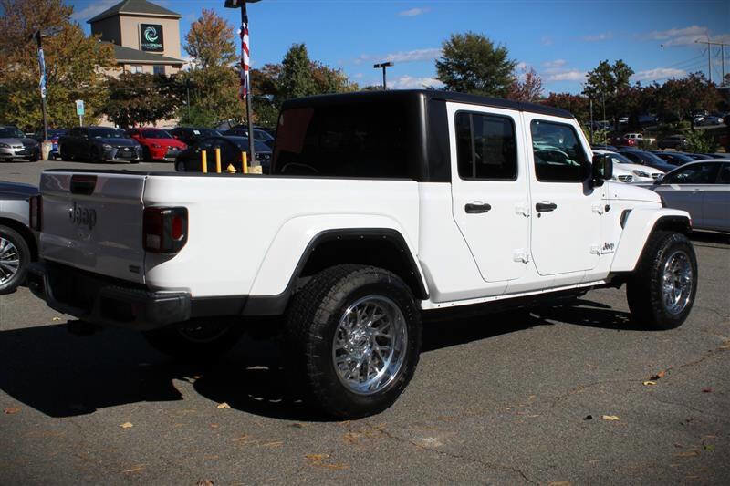 Used 2022 Jeep Gladiator Overland w/ Popular Equipment Package image 5